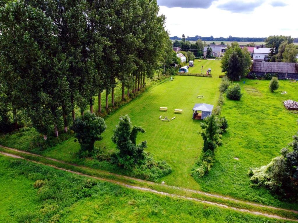 Hotel Wilcza Nora - Pole Biwakowe Dolistowo Nowe Exteriér fotografie